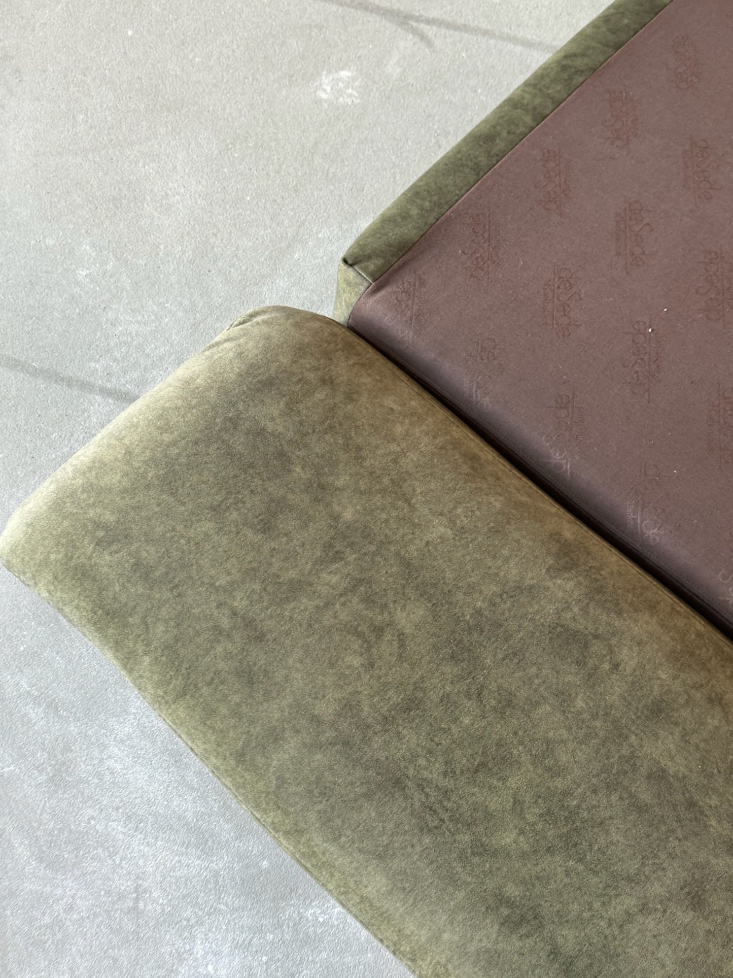 DS-76 green modular sofa