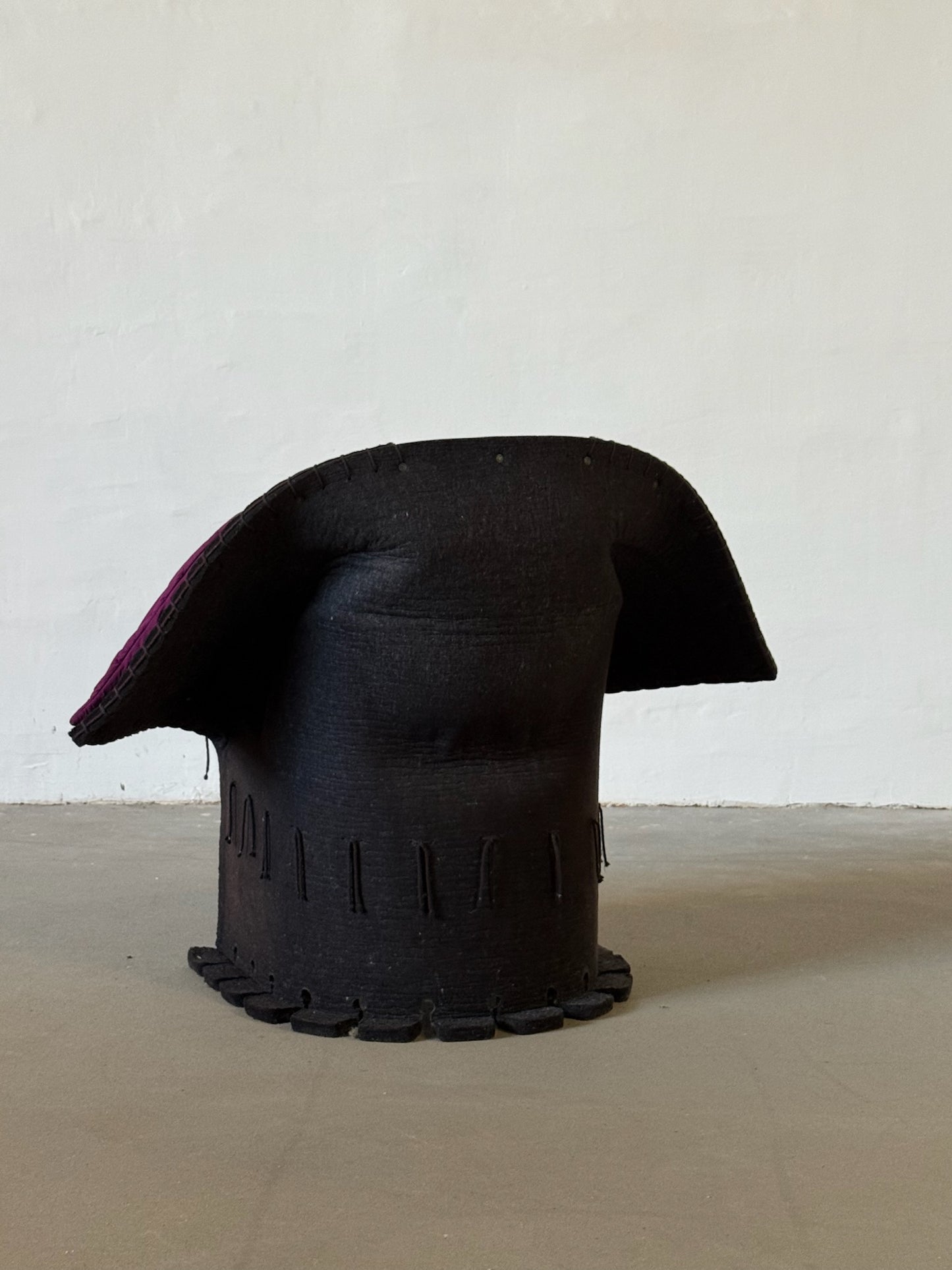 FELTRI purple chair