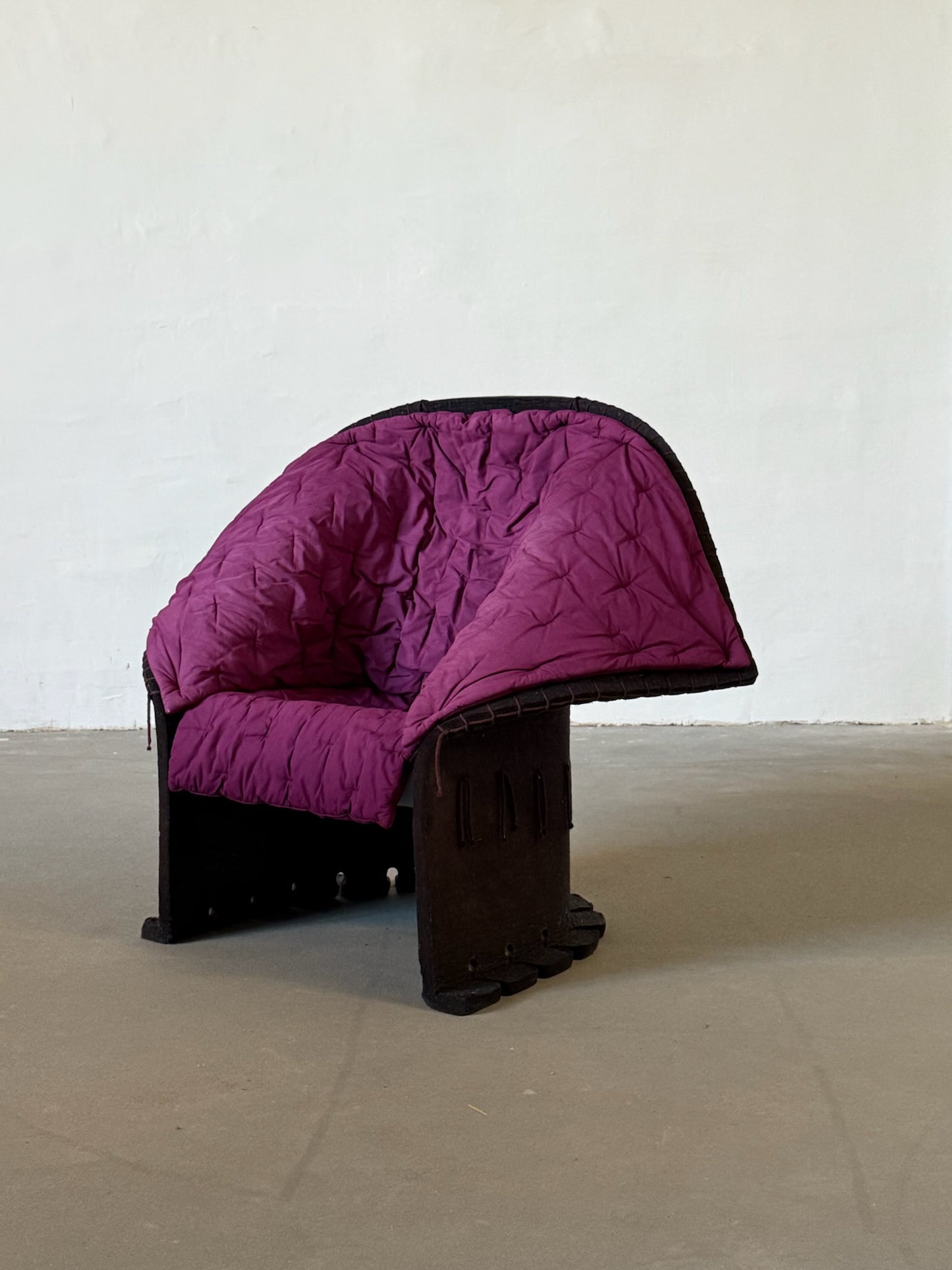 FELTRI purple chair