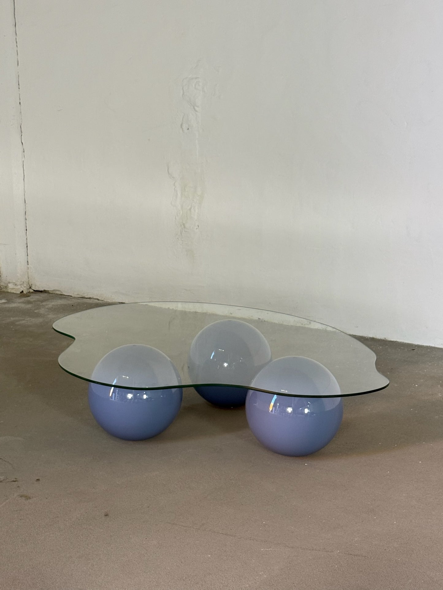 SPHERE cloudy coffee table
