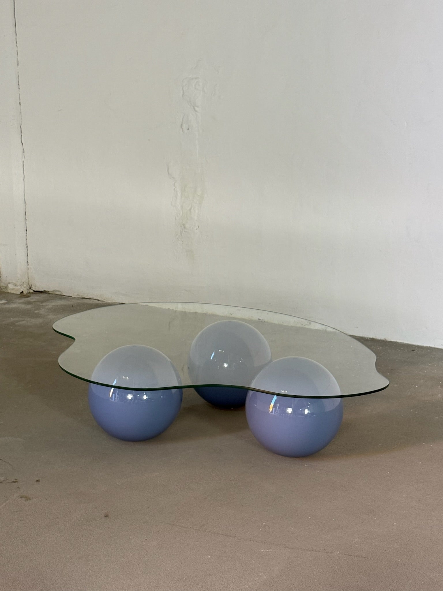 SPHERE cloudy coffee table