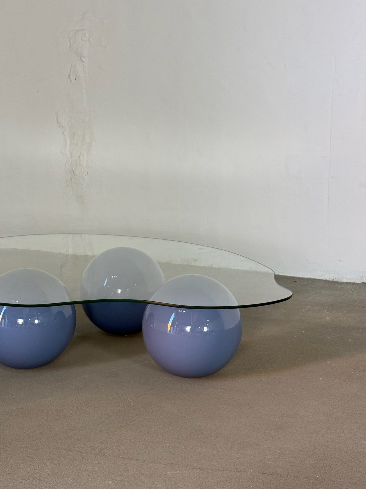SPHERE cloudy coffee table