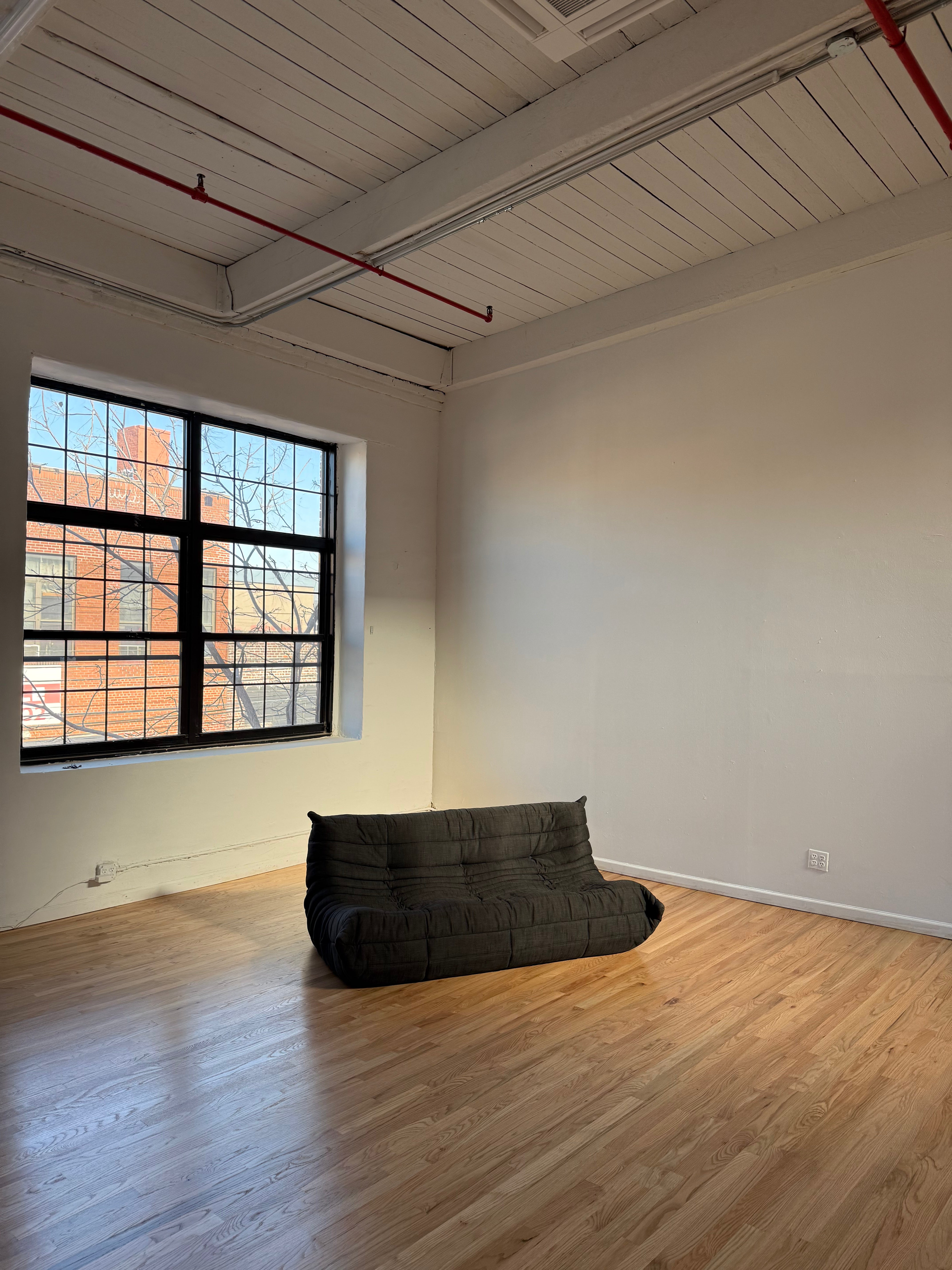 TOGO Ligne Roset gray chenille 3 seater