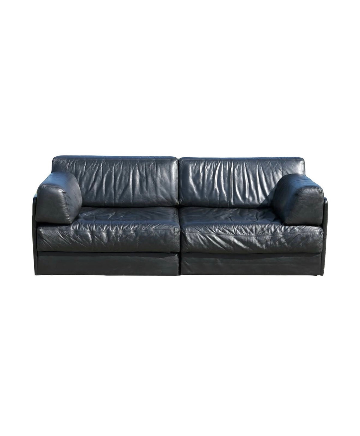 DS-76 black modular sofa