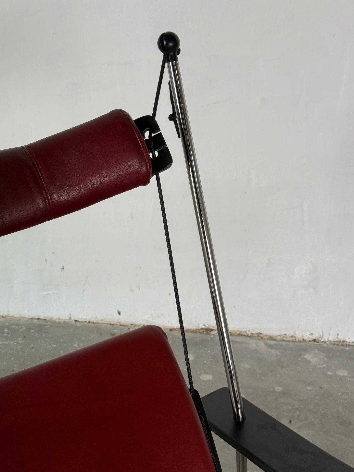 REFLEX Peter Opsvik burgundy rocking chair