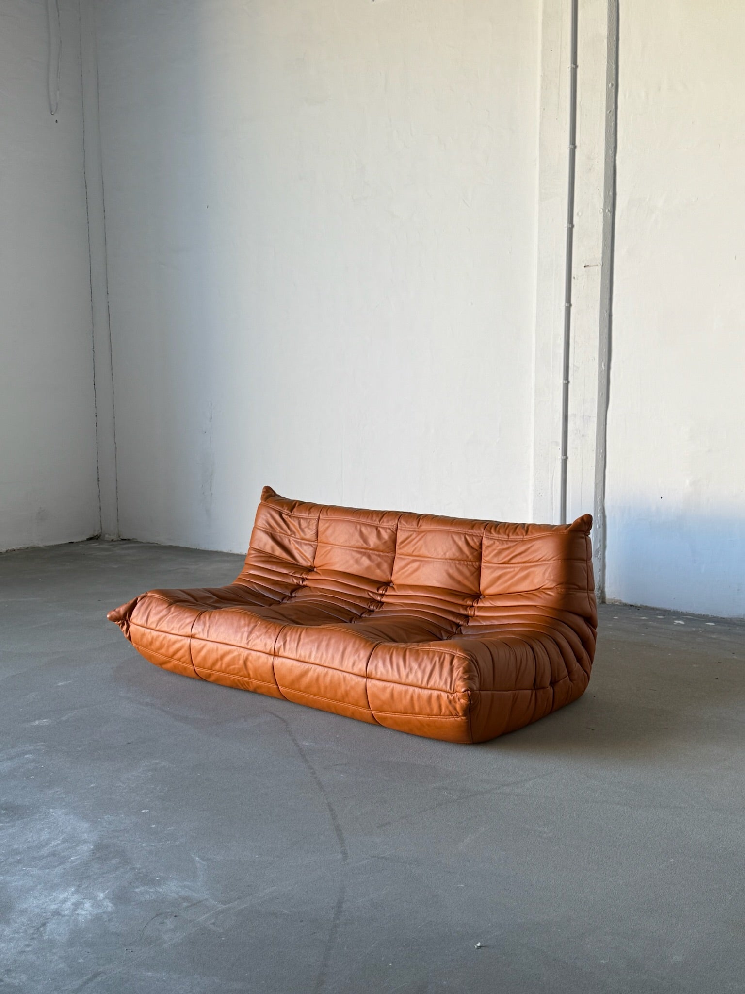 TOGO caramel leather sofa – Balba NYC
