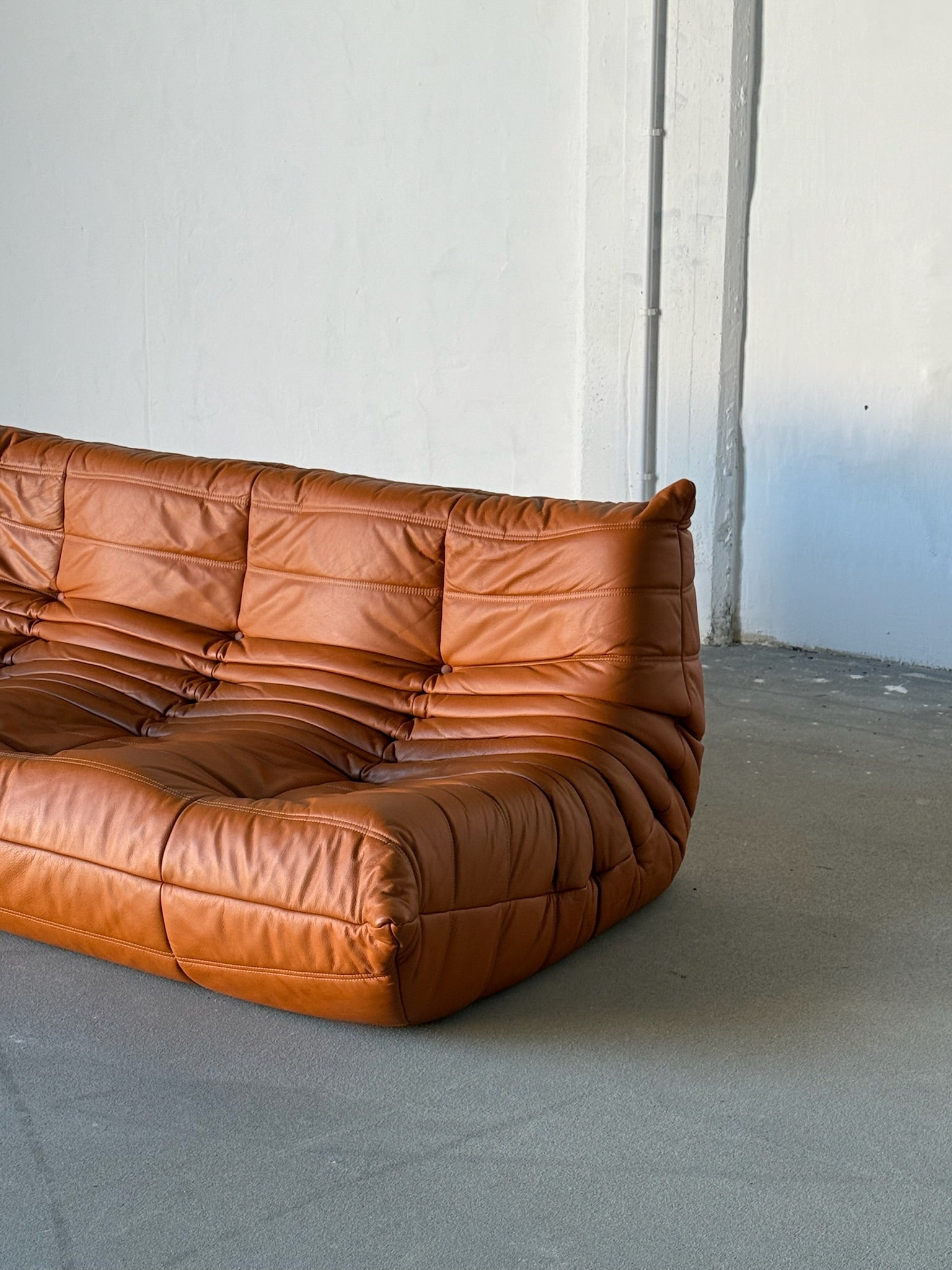 TOGO caramel leather sofa – Balba NYC