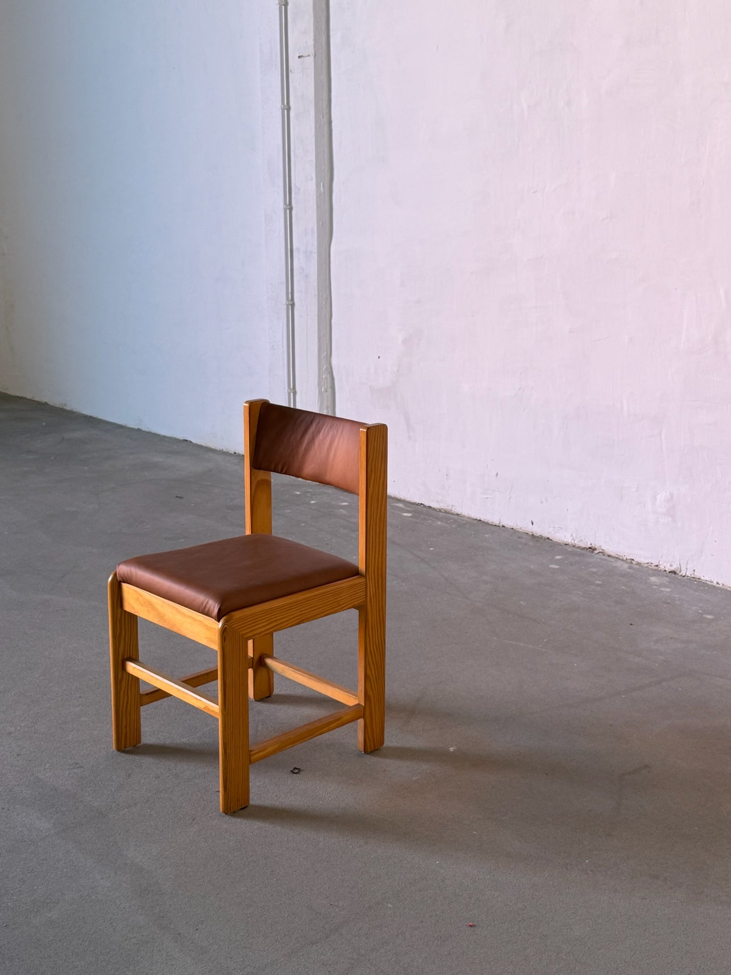 Wooden brown leather dinning chairs