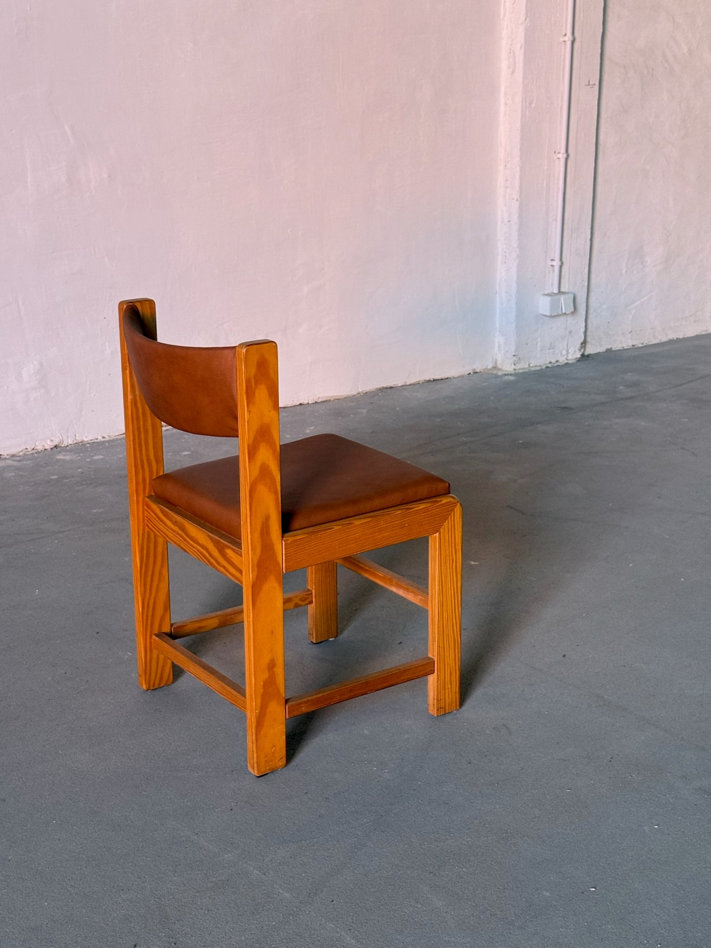 Wooden brown leather dinning chairs